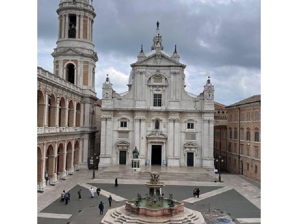 Loreto Holy House Private Tour from Rome