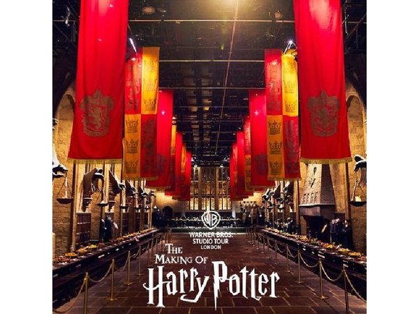 Fully Guided Tour of Warner Bros Studio Tour London – The Making of Harry Potter