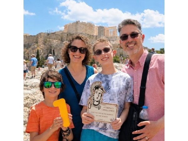 Athens Family Mythology Treasure Hunt and Tour w Food Stop