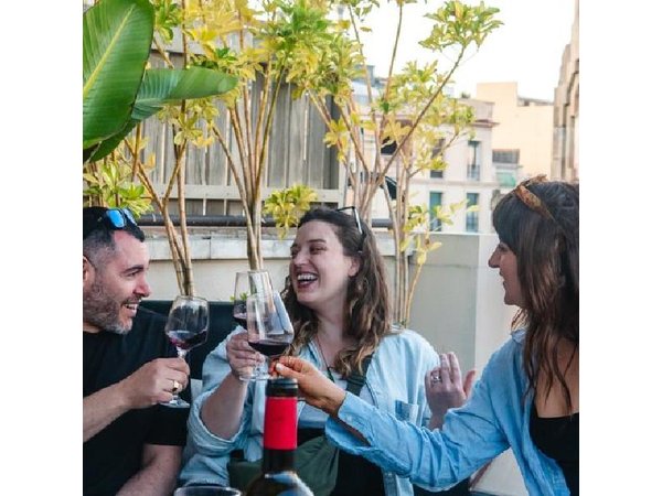 Barcelona: Guided Rooftop Wine Tasting – Enjoy 6 Spanish Wines