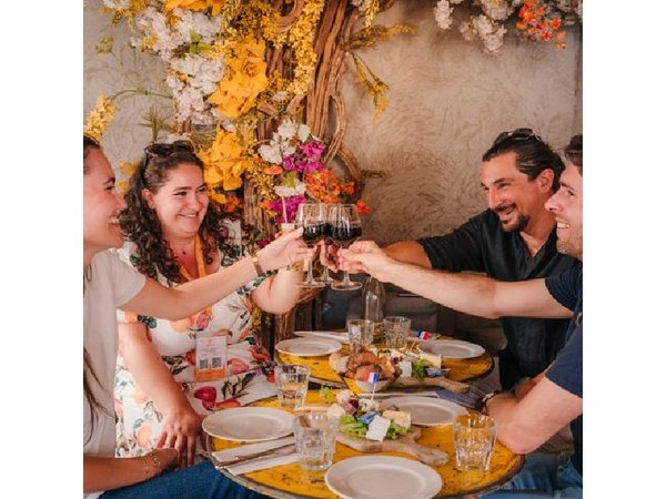 Paris Le Marais Food Tour – Full French Meal by Do Eat Better