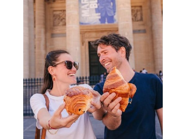 Paris Small-Group Montmartre Chocolate & Pastry Walking Tour