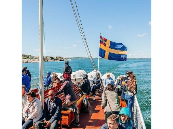 Archipelago Tour with Guide in Gothenburg