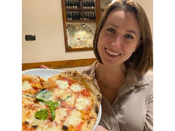 Palermo: Small Group Pizza Making Class with Wine and Soft Drinks
