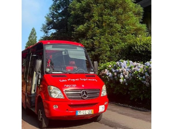 São Miguel Hop-On Hop-Off Sightseeing Bus