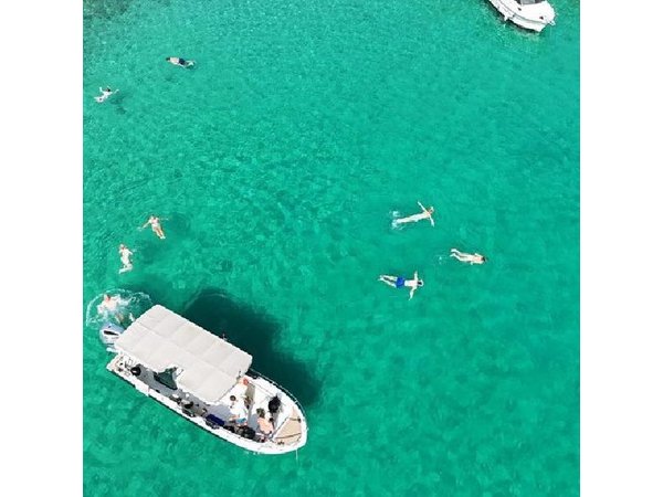 Private 4 Stops Zadar Boat Tour: Swim, Snorkel & Island Hopping