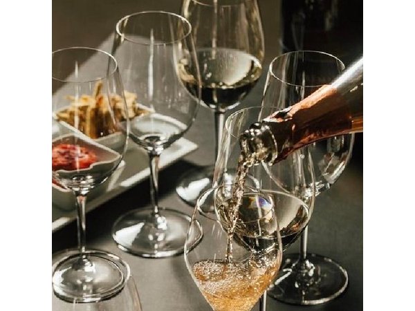 Vatican Wine Tasting: Italian Wines & Food with a Sommelier