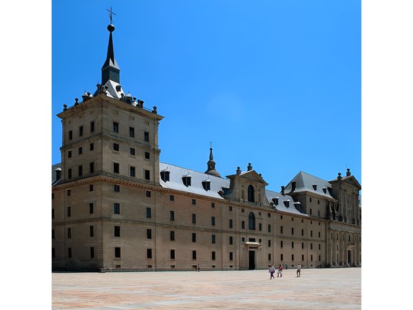 Escorial & Valley and Segovia from Madrid