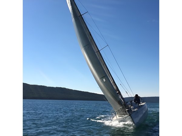 Full-Day Small-Group Dalmatian Coast Sailing Cruise from Split