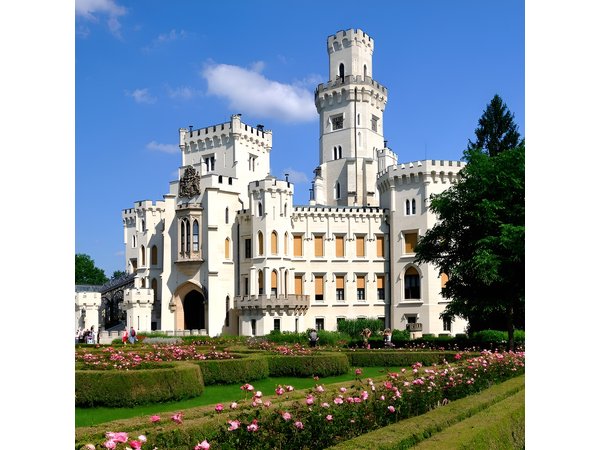 2-Day Hluboka and Cesky Krumlov Tour from Prague