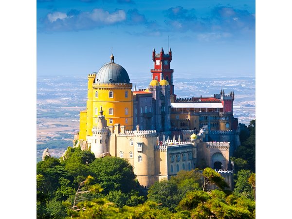 Sintra, Cascais, Estoril Full Day Trip from Lisbon in Private Vehicle