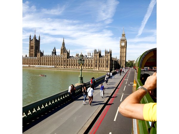 London Vintage Bus Tour Including River Thames Cruise with Optional Lunch