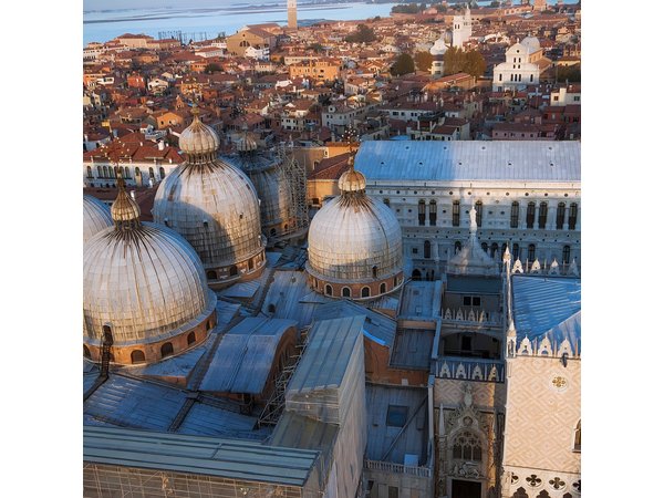 Venice Walking Tour with Basilica & Doge’s Palace