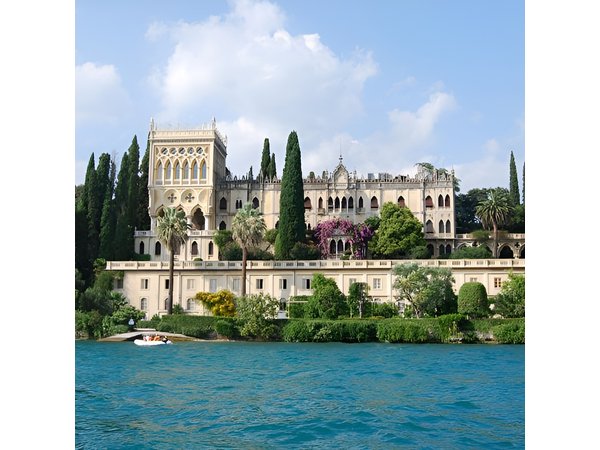 Tour in barca da Sirmione all'Isola del Garda