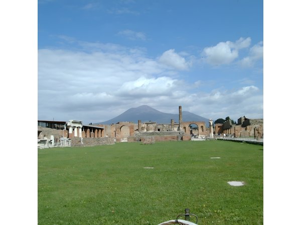 Half Day Morning Tour of Pompeii from Sorrento