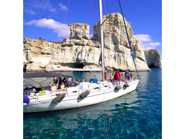 Milos Sailing Tour with snorkeling and lunch