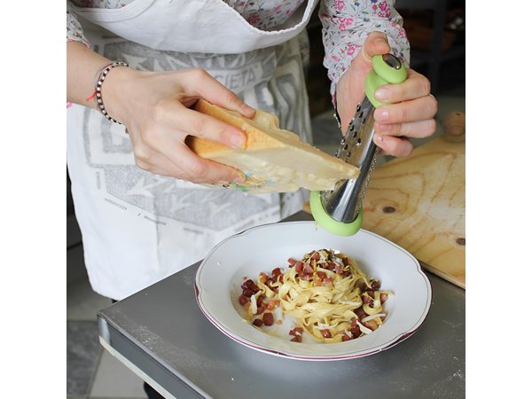 Pasta Class in Bologna in a 15th-Century Estate Home with Chiara