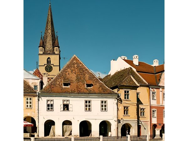 11-Day Romania Tour from Bucharest with Transylvania & Bucovina