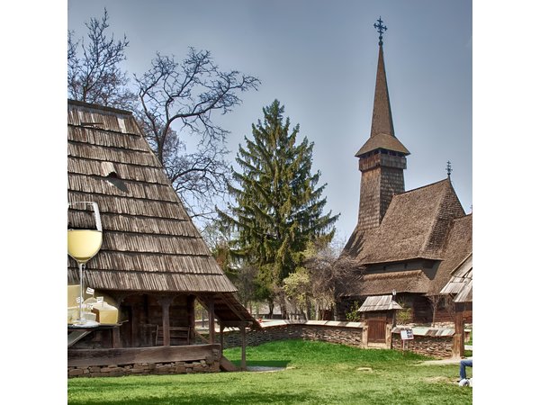 Traditions in Bucharest: Village Museum and Wine Tasting Tour