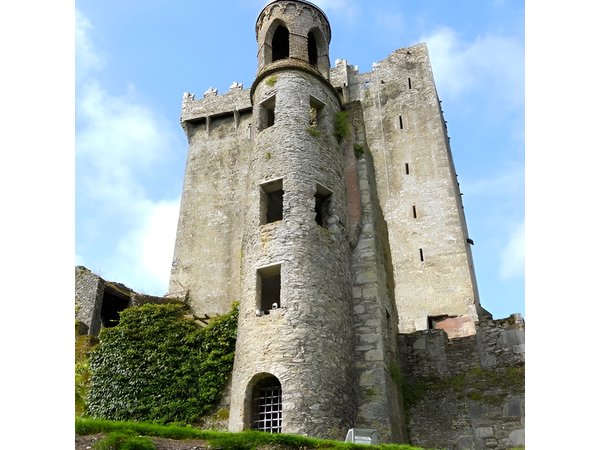 2-Day Cork and Blarney Castle Rail Tour from Dublin