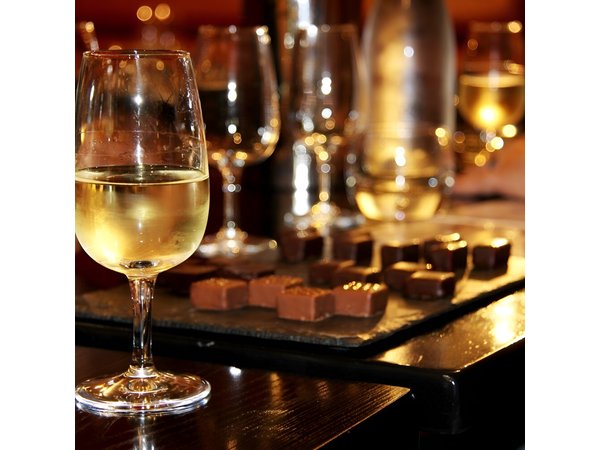 Private Wine and Chocolate Tasting in Paris