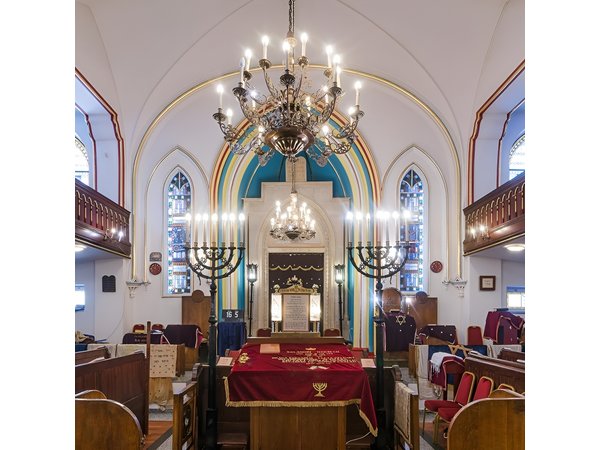 Jewish life of Budapest today: private tour by car