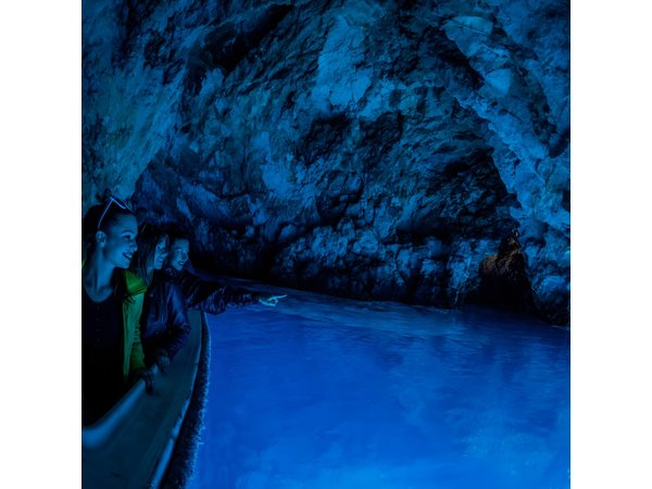 Luxury Blue Cave & 5 Islands Tour from Split