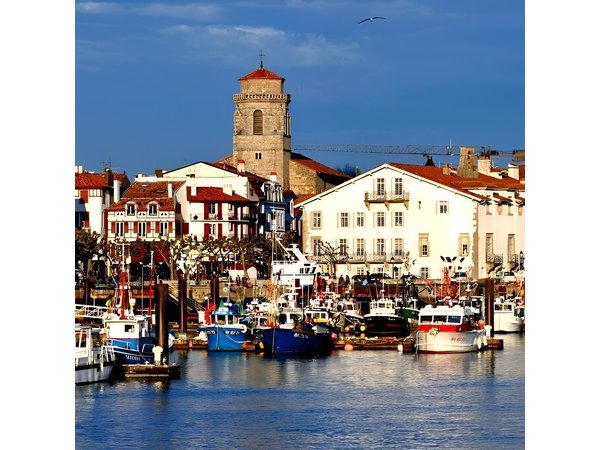 Biarritz & French Basque Coast Private Tour from San Sebastian