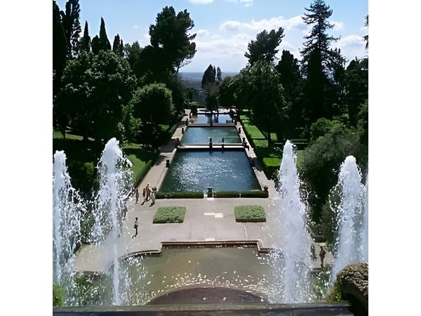 Private Tour: Tivoli Gardens and Countryside Experience from Rome