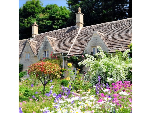 Small Group Cotswolds Villages, Stratford and Oxford Day Tour from London