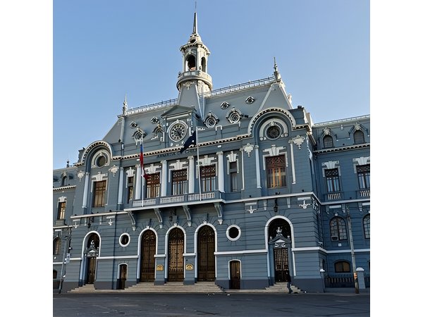 Small Group Best Deal: Panoramic Santiago city tour experience plus Viña del mar - Valparaiso - Casablanca in Two Days from Santiago