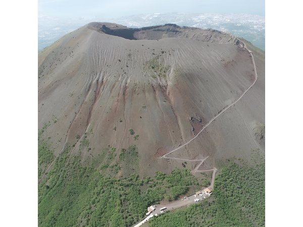 Mt Vesuvius and Pompeii Tour by Bus from Sorrento