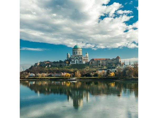 Danube Bend Private Day Tour from Budapest with Lunch
