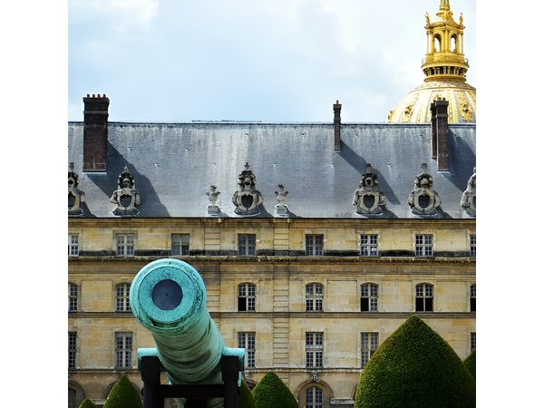 Private Napoleon Bonaparte and Les Invalides 2-Hour Guided Tour in Paris