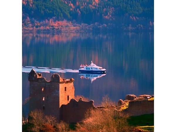 Loch Ness & Urquhart Castle Private Day Tour from Edinburgh