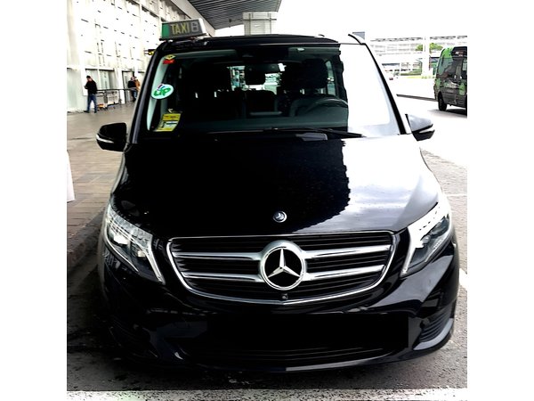 Taxi Transport from Barcelona airport to hotel