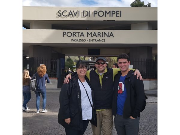 Pompeii and Herculaneum Skip-The-Line with Lunch&WineTasting from Rome