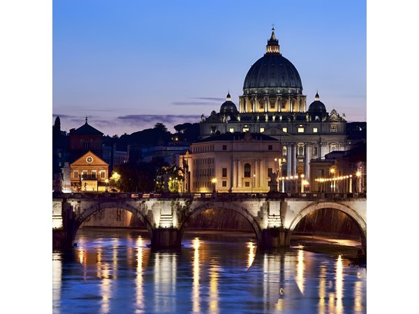 Rome by night: 3 hours tour with aperitivo or ice cream
