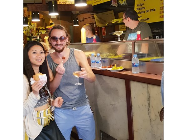 Barcelona Highlights with a Local Friend