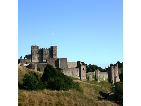 Pre-Cruise Tour from London to Dover Port via Dover Castle