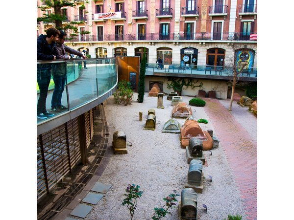 Barcelona Private Walking Tour through the City of Gaudi