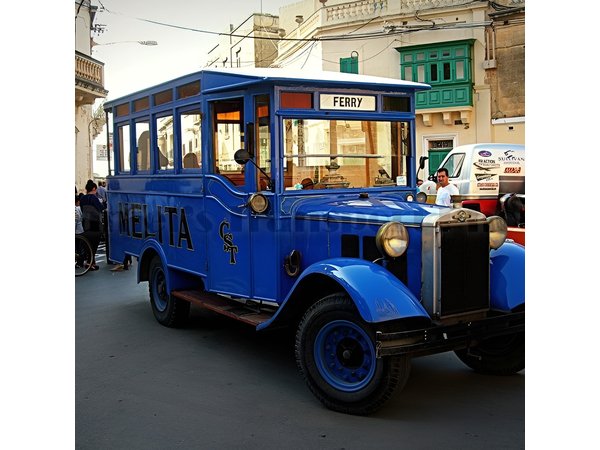 Vittoriosa, Cospicua and Senglea Vintage Bus Tour