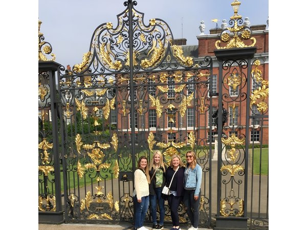 6 hour London Private Tour, with your own Black Cab Tour Guide