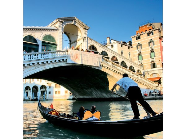 One-Day Venice: Skip-the-Line St. Mark’s Basilica, Walk & Gondola