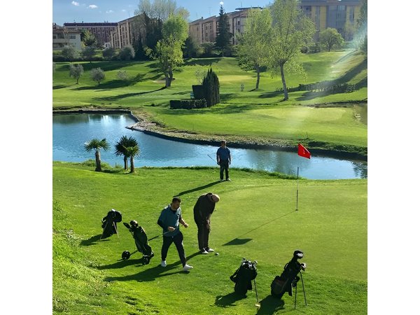 Golf and wine: in the heart of Florence