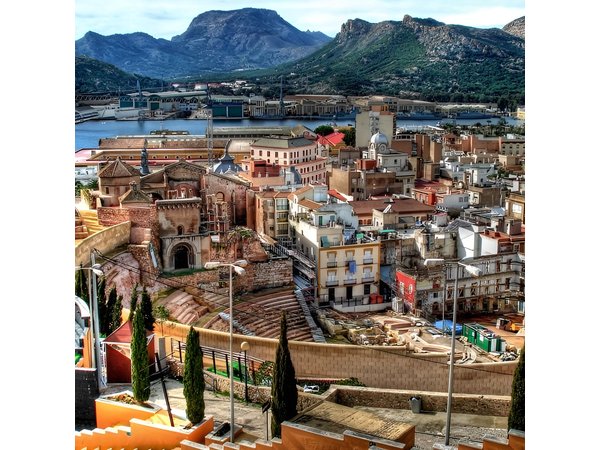 Private 4-hour Shore Excursion of Cartagena with driver and official guide