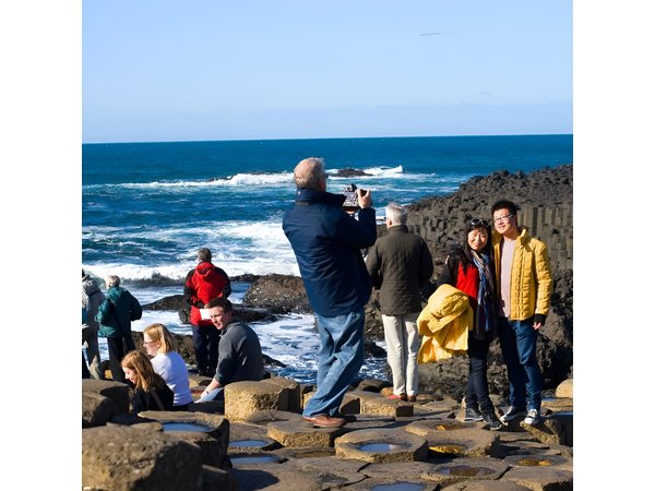 Shore Tour from Belfast: Giant's Causeway and Belfast Day Trip