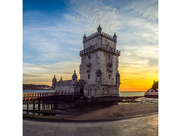 Explore Lisbon: Private & Customizable Half-Day Sightseeing Tour