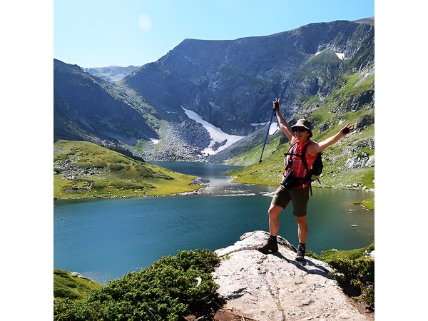 Full-day Rila Mountains, Seven Lakes Hike, and Hot Springs Tour from Sofia