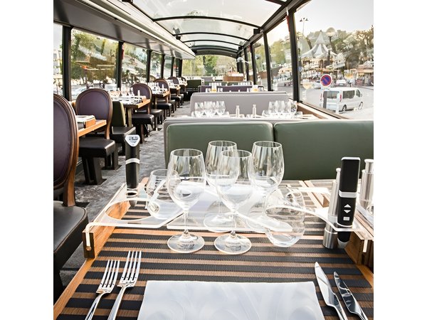 Paris Bustronome Gourmet Sightseeing Lunch on a Panoramic Bus